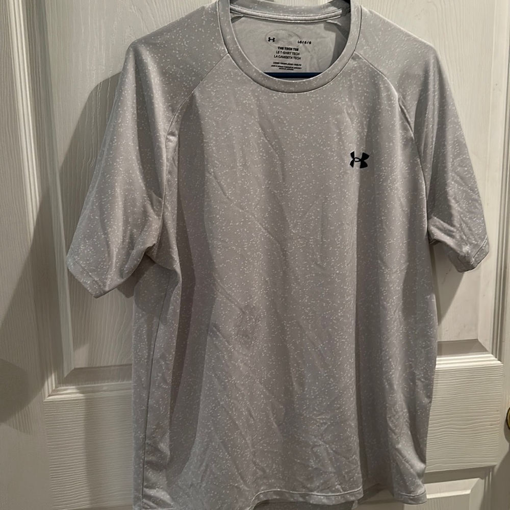 Under Armour The Tech Tee mens large loose fit